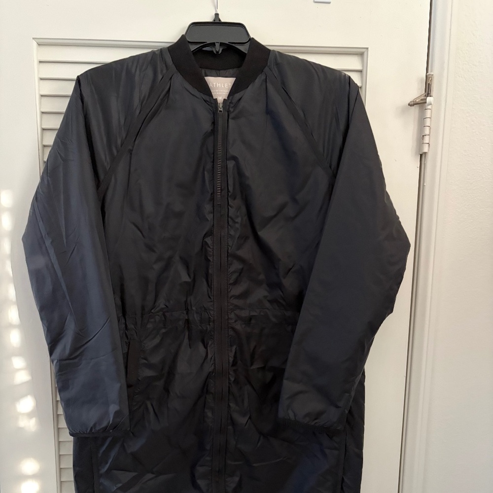 Athleta Summit Insulated Parka – Black (Size Medium) PrimaLoft Style 486215